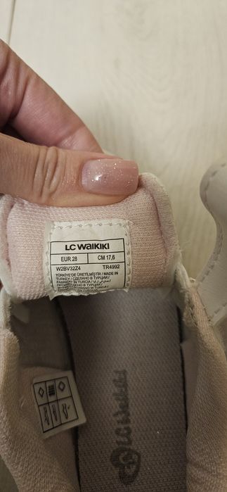 Кросівки для дівчинки