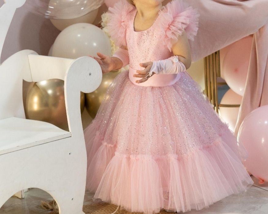 Продам дитячу сукню.