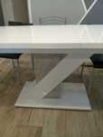 Mesa de jantar extensível