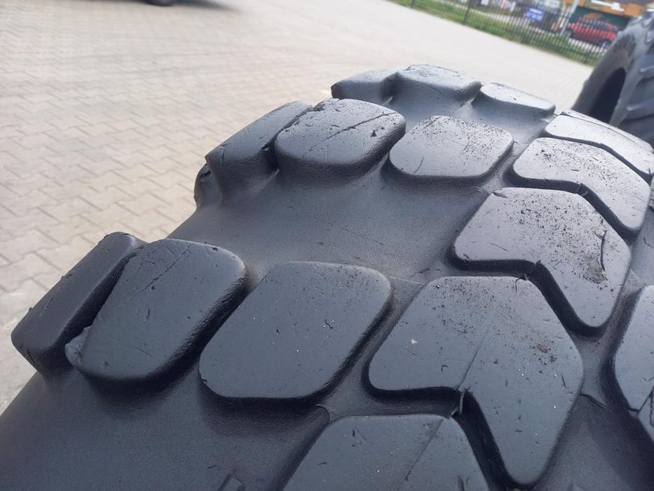 Opona używana rolnicza 1300x530x533; 530/70-21 KAMA 1400zł W4665