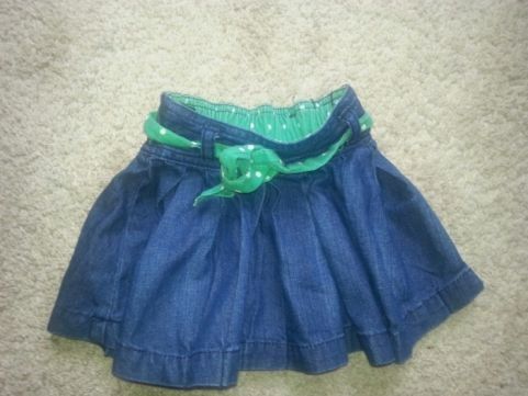 Jeansowa spodnica z paskiem w  groszki rozm 18 m