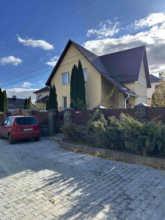 Оренда 2 поверх. будинку