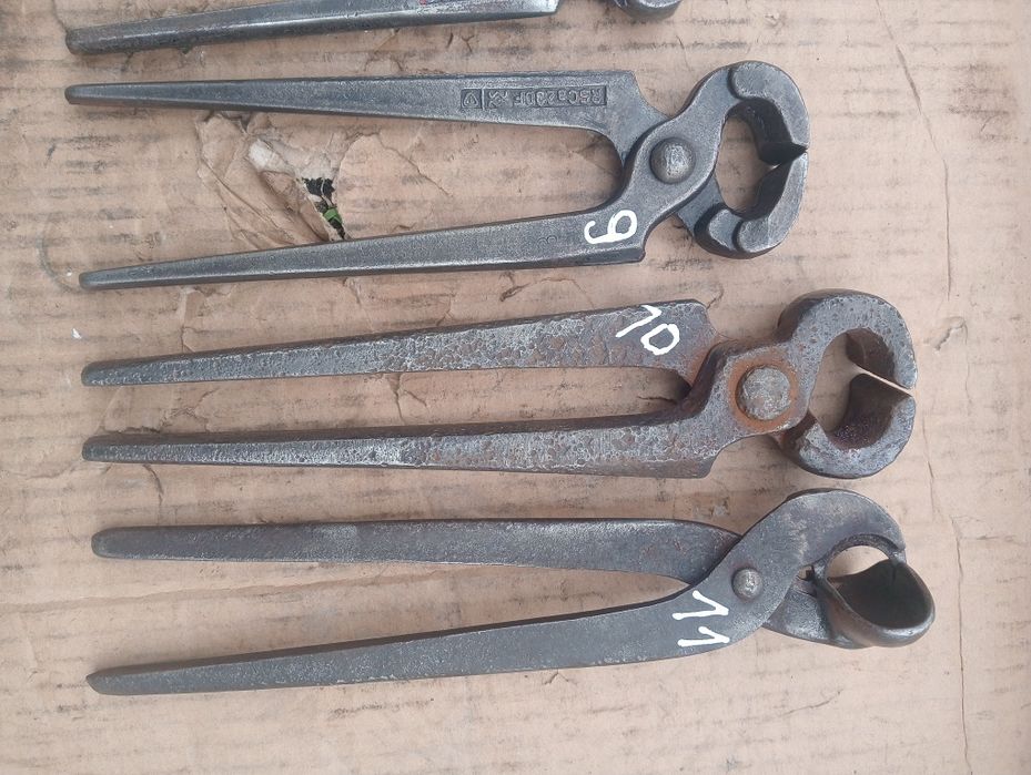 Zestaw starych narzędzi  obcęgi z epoki PRL Antyki Kolekcja Loft
