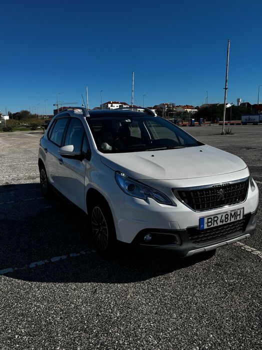 Peugeot 2008 1.2 PureTech Active Automatico Teto Panoramico