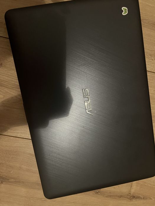 Ноутбук Asus  Б/у в хорошем состоянии vivobook 15 asus laptop x540ubr