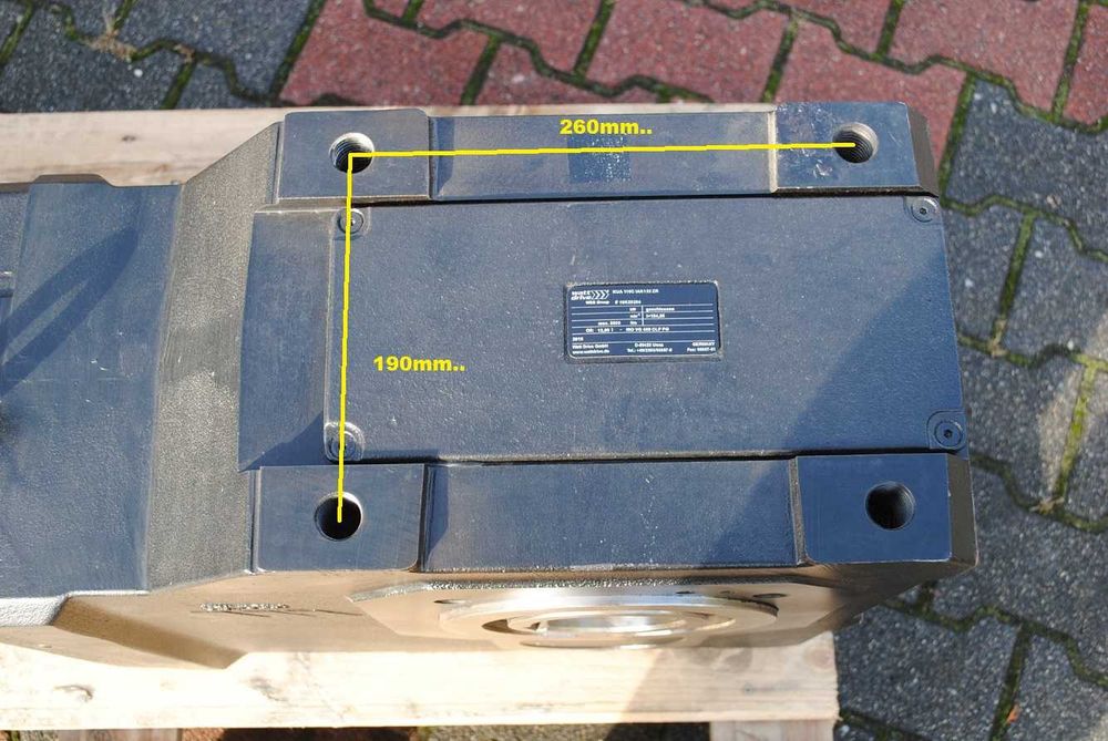 Motoreduktor kątowy 9.2kw. 9,4obr./min. WATT KUA110CIAK132ZR