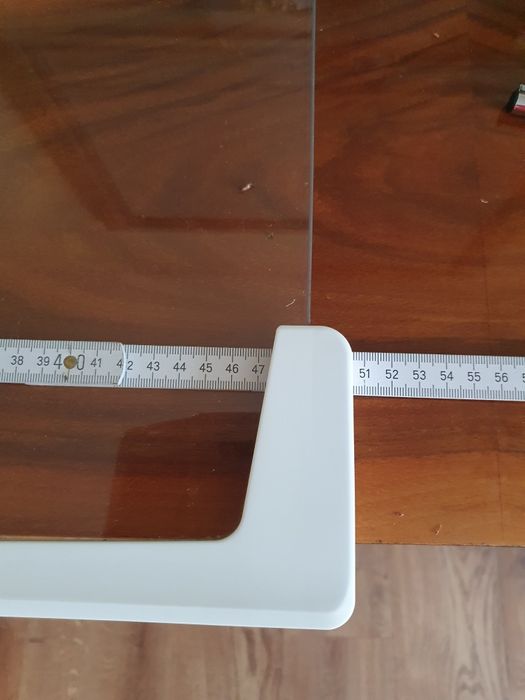 Szklana półka do lodówki