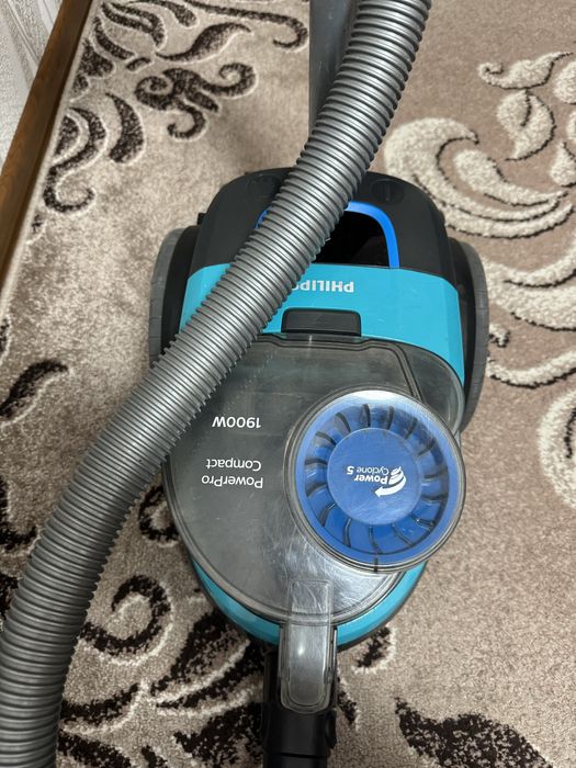 Пилосос філіпс