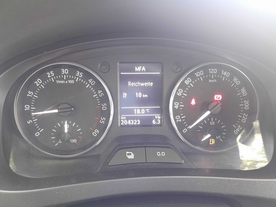 Skoda Rapid 1.6 TDI Ambition serwis ASO do końca