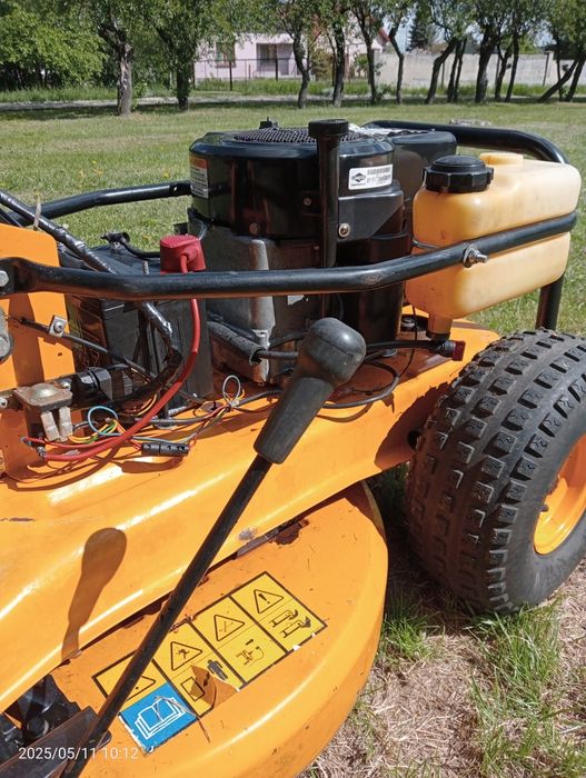 Kosiarka traktorek Stiga Garden