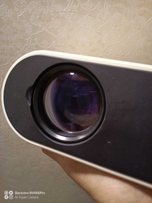 Led проектор AUN W18