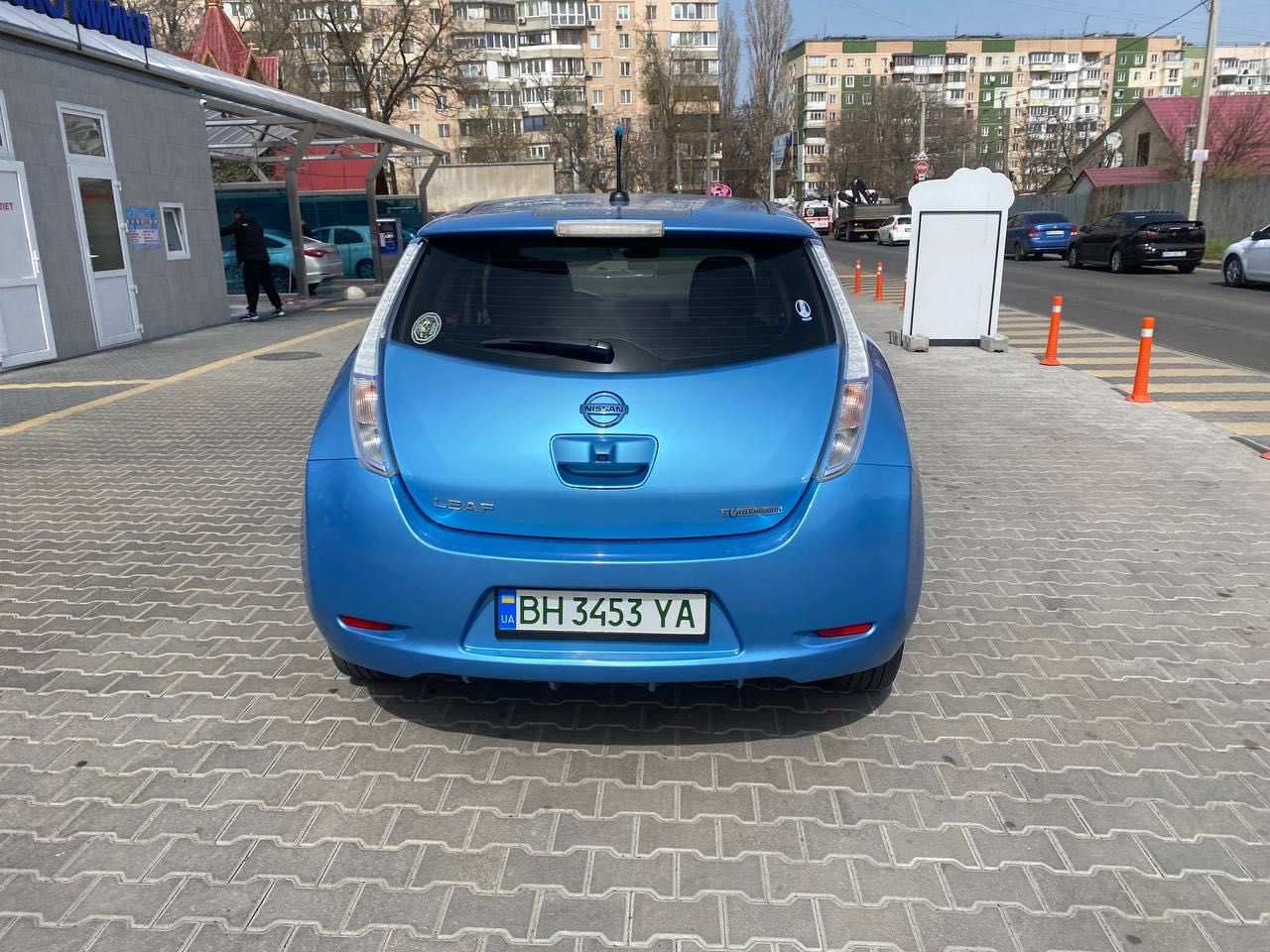 Файний Nissan Leaf 2011. Кожен день на ходу