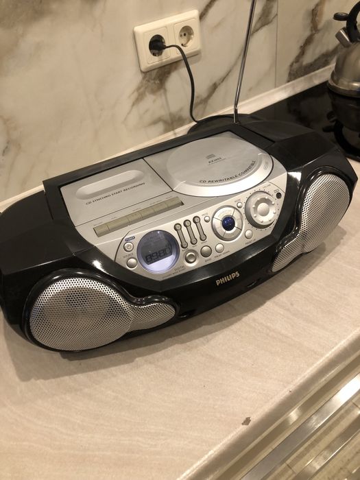 Radiomagnetofon Philips AZ2055