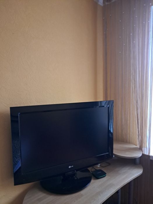 Сдам посуточно, 1комн квартира 12 квартал, Титова, 16 больница,750 грн