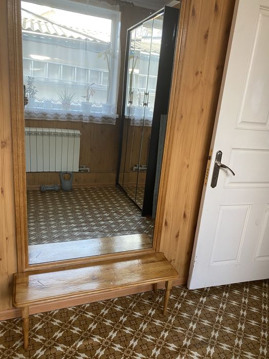 Зеркало в раме в пол со скамейкой в комплекте