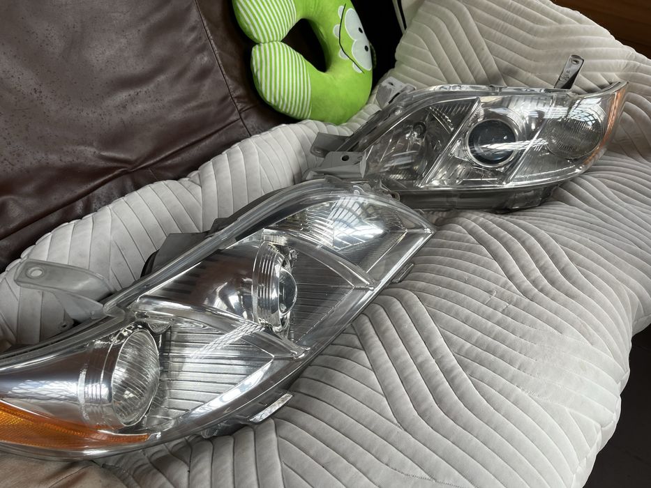 Продам фари в зборі camry XV40