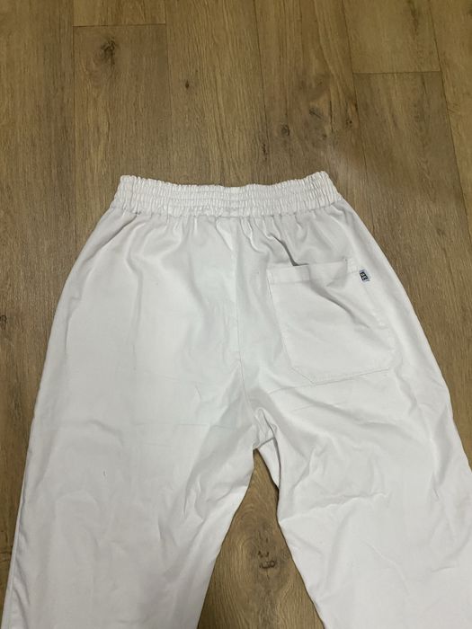 Медичні штани білі чоловічі швецька марка