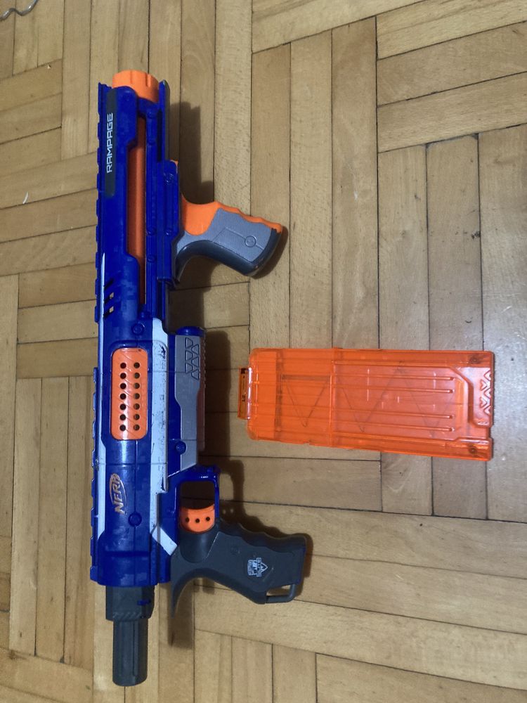 Pistolet nerf rampage