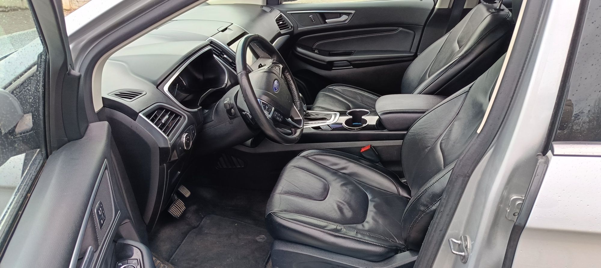 Ford edge TITANIUM