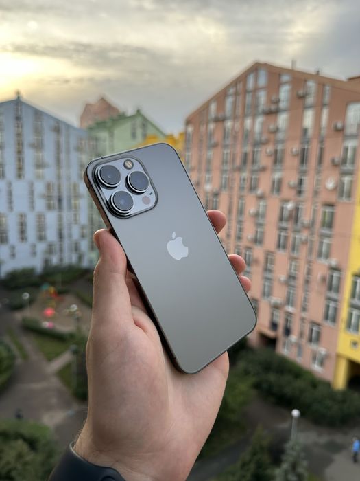 92% Аккум Идеал iPhone 13 Pro 256Gb Graphite Neverlock Айфон