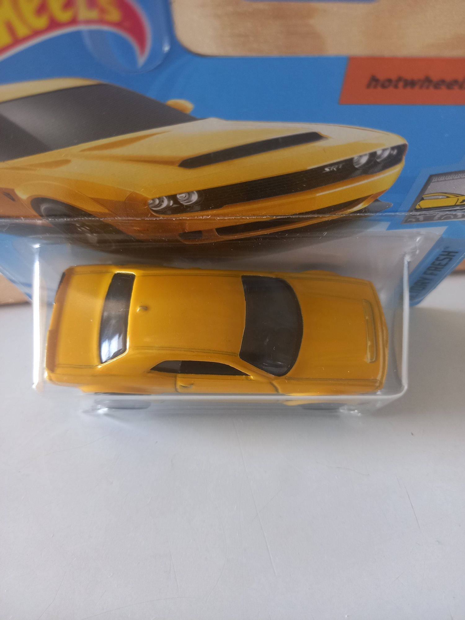Hot wheels 18 Dodge challenger srt demon