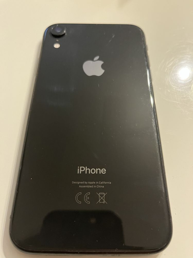 Iphone XR czarny 64GB