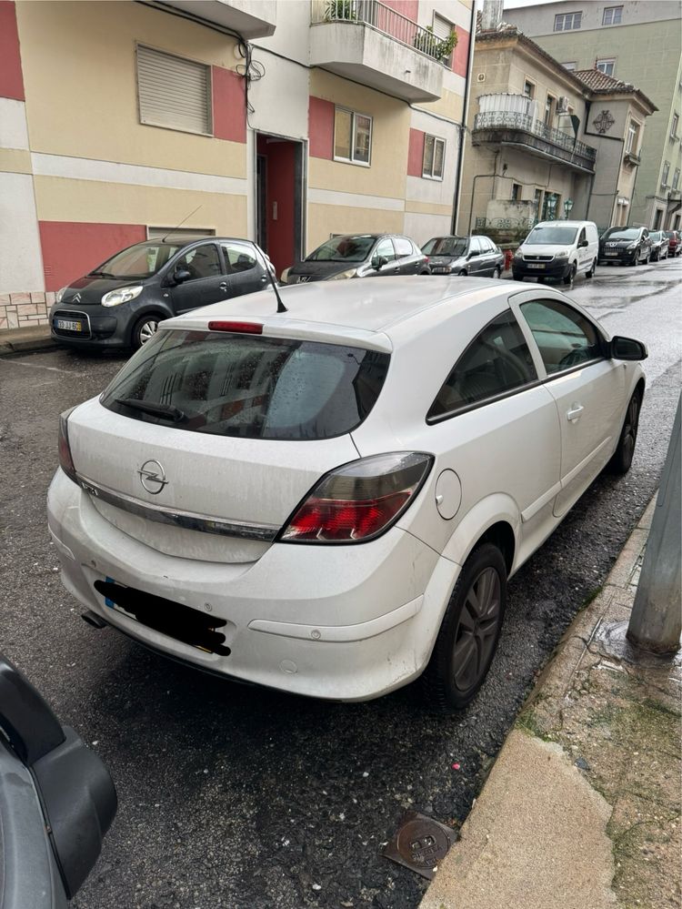 Opel Astra 1.7 GTC