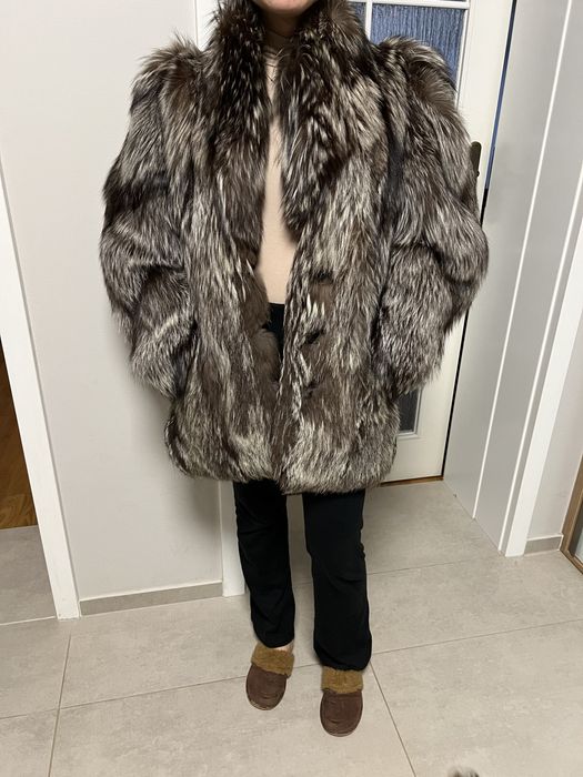 Futro naturalne z lisa srebrnego