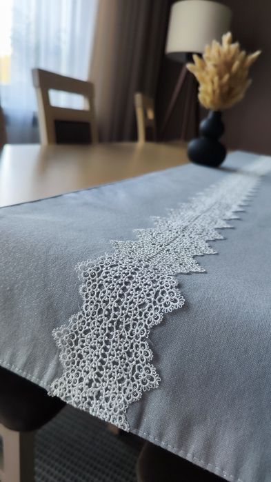bieżnik szary z koronką srebrna nitka 180cm home&you bieżnik świąteczn
