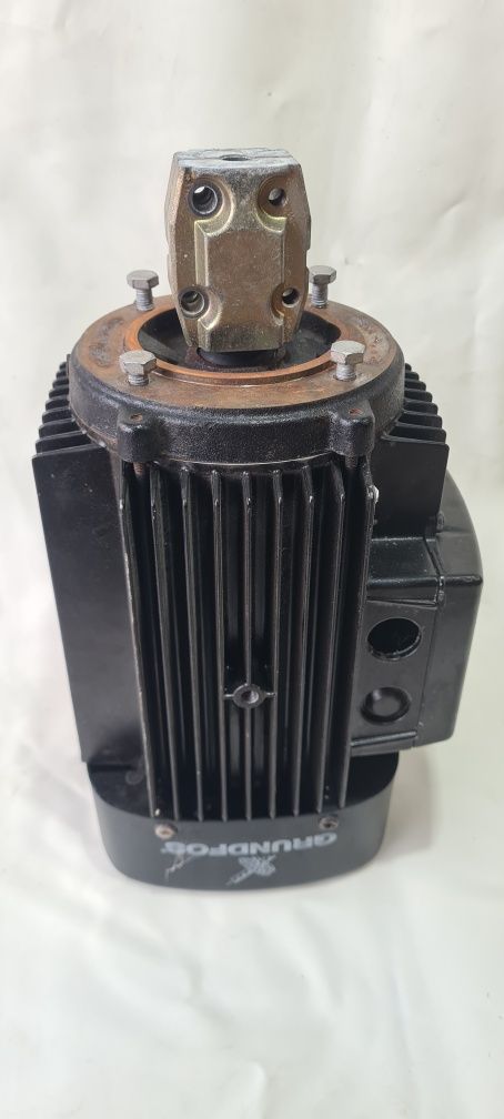 Śilnik pompy  GRUNDFOS 2,2 kW