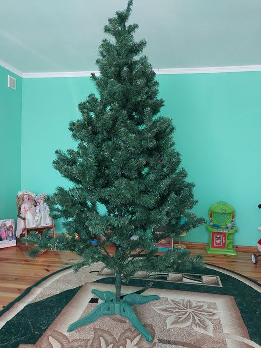 Продам штучну ялинку