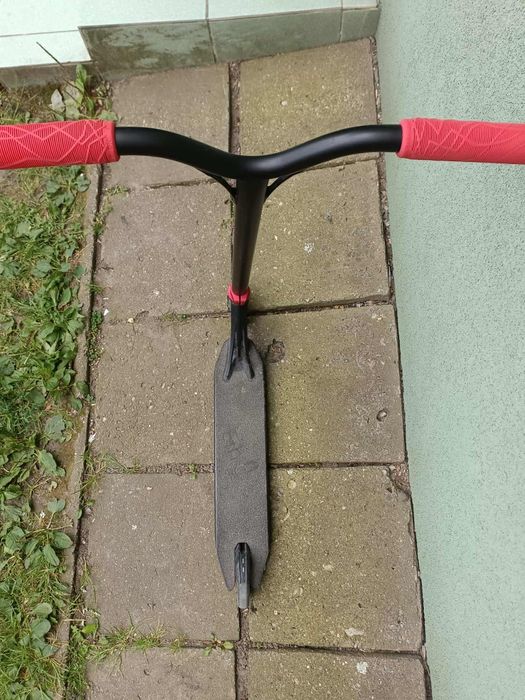 Hulajnoga wyczynowa Ethic DTC red v2