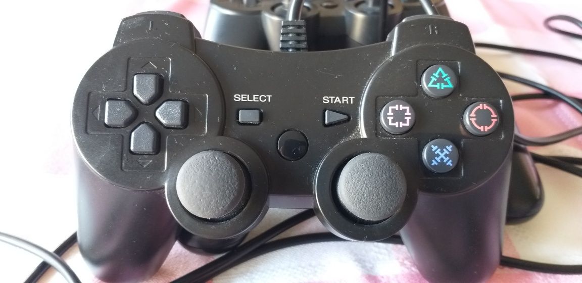 3 Comandos genéricos Dualshock com fio