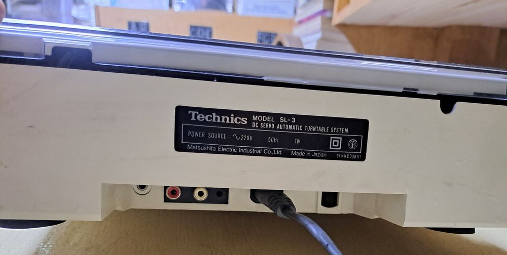 Technics SL-3 Gira-discos