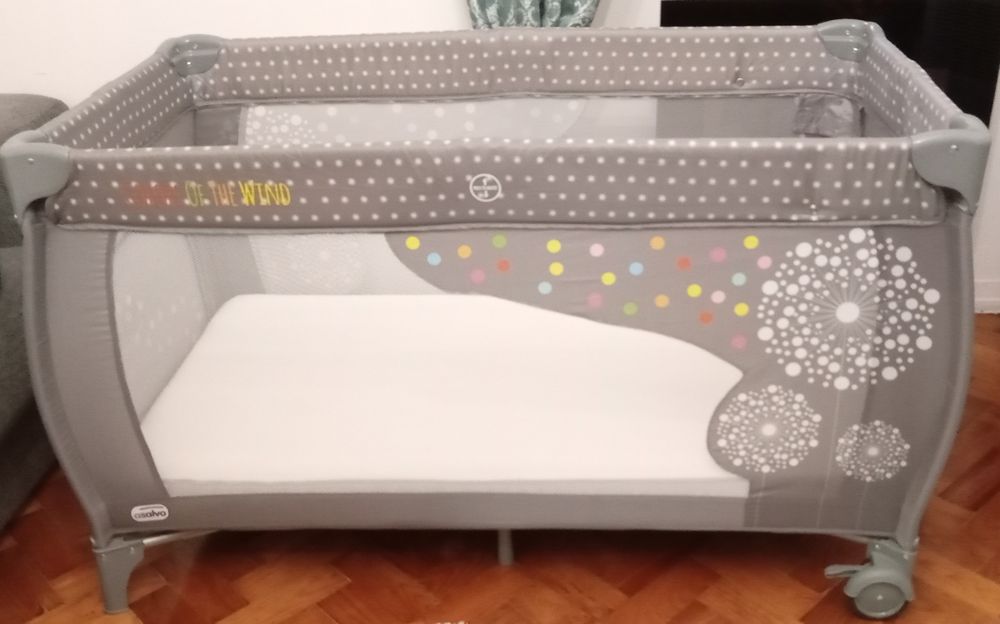 Conjunto com Cama de viagem para bebé+ colchão viscoelástico+ cobertur