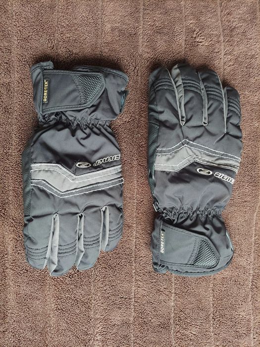 Перчатки горнолыжные ziener gore tex оригінал 

Стан хороший 

Розмір