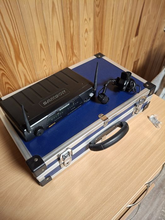 Микрофон / радиосистема для духовых  инструментов Samson