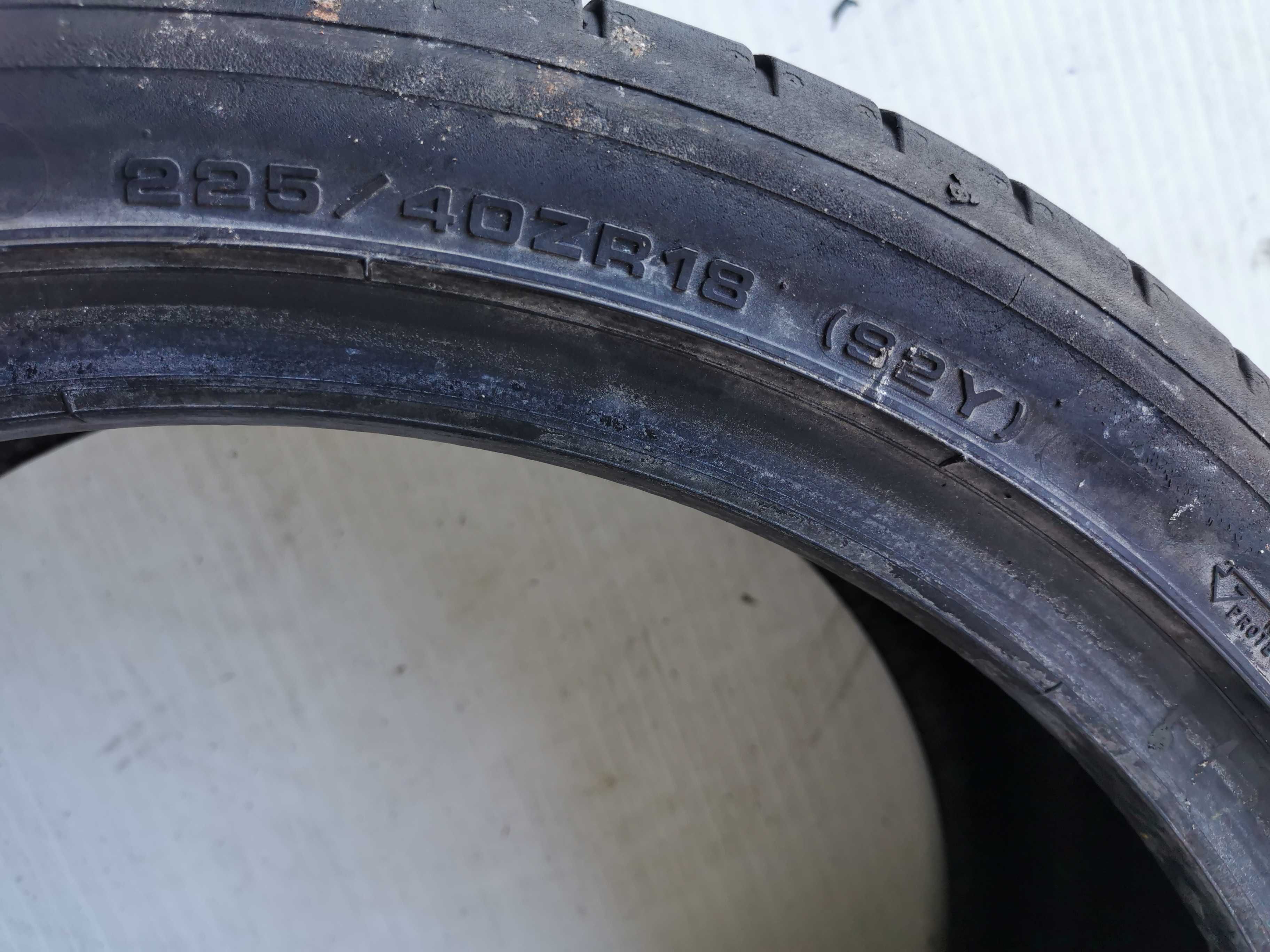 1x Dunlop Sport Maxx RT2 225/40r18 92Y Rant N8971