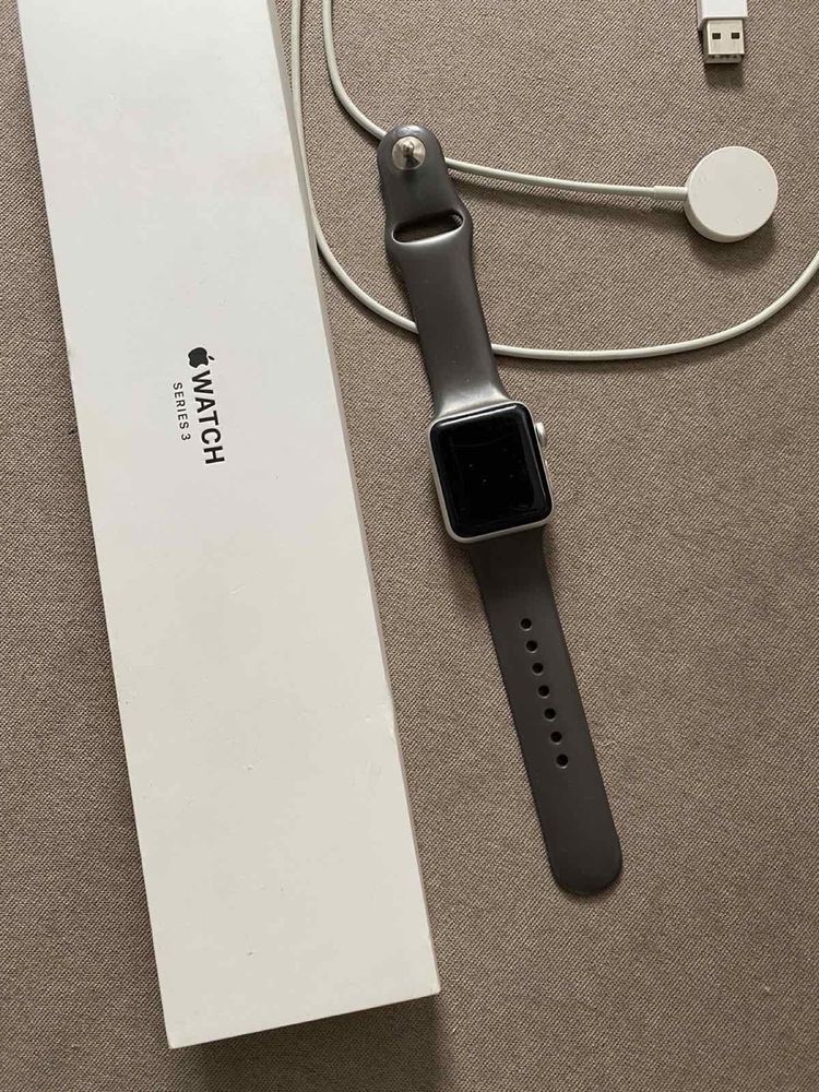 Apple Watch series 3.38