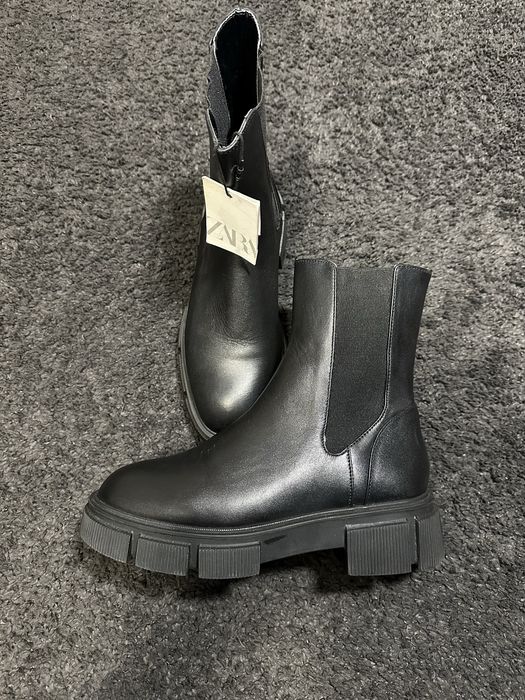 Жіночі челсі Zara
