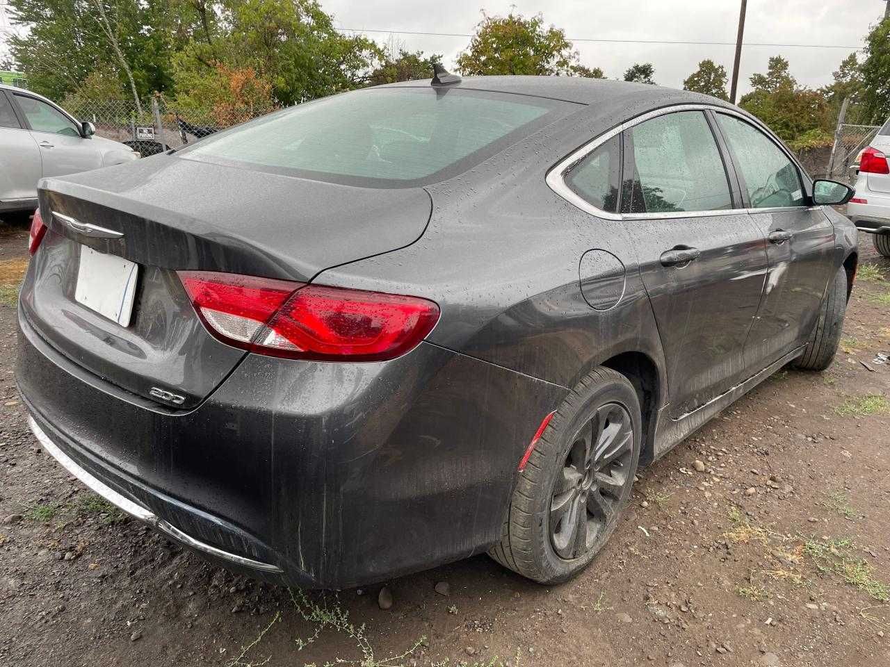 2017 Chrysler 200 Limited