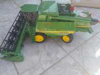 Brinquedo John Deer, escala 1:16