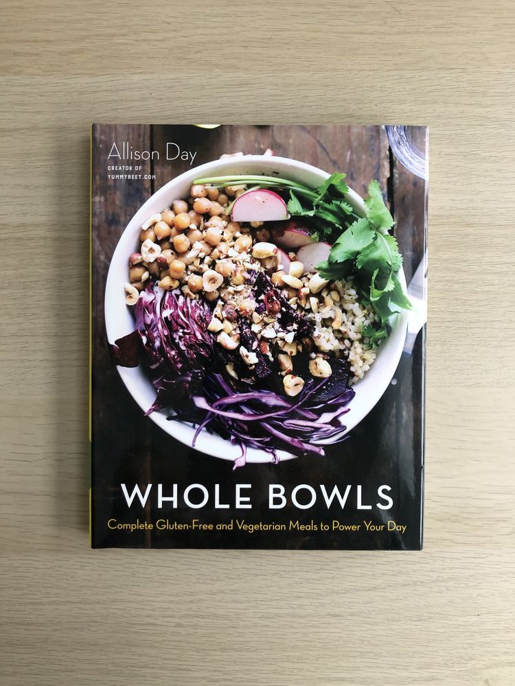 Кулінарна книга вегетаріанських рецептів “Whole bowls”