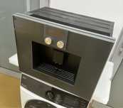 GAGGENAU CM470101 ekspres ciśnieniowy do zabudowy z przyłączem wody