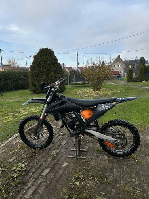 KTM SX 125 z  2020.