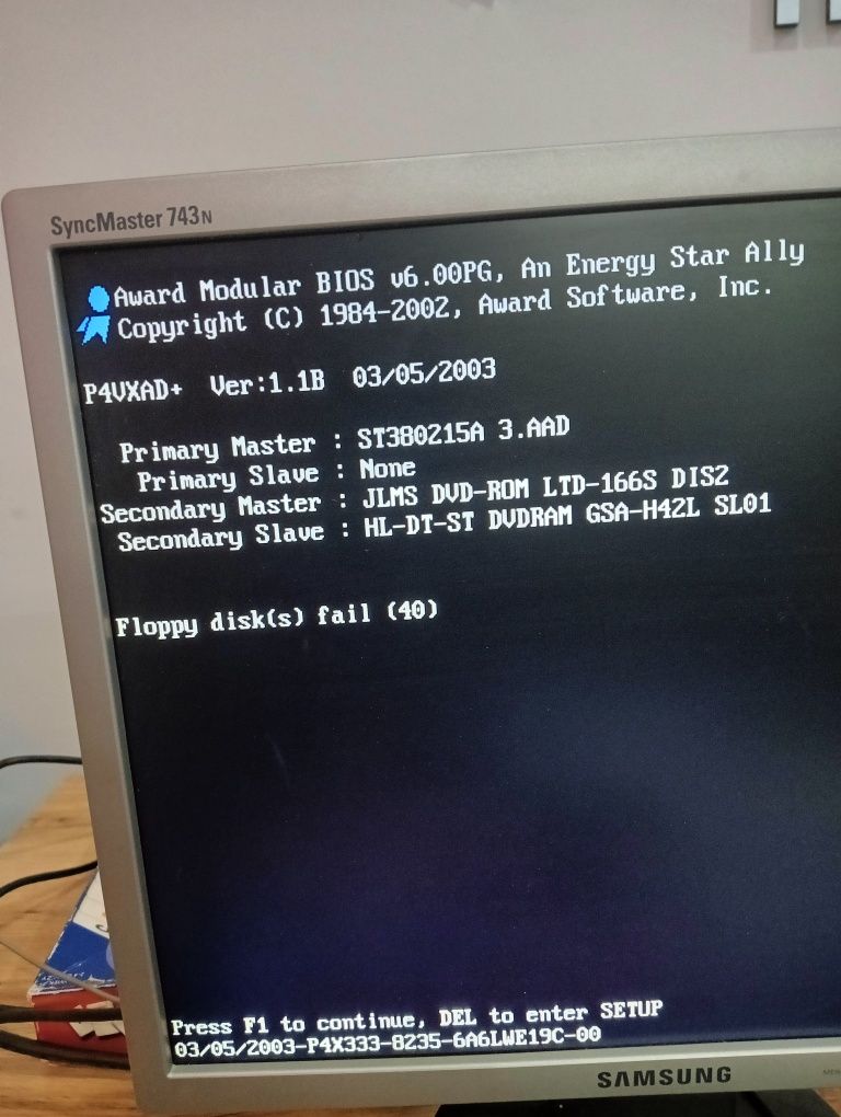 Komputer stacjonarny monitor Samsung 17"