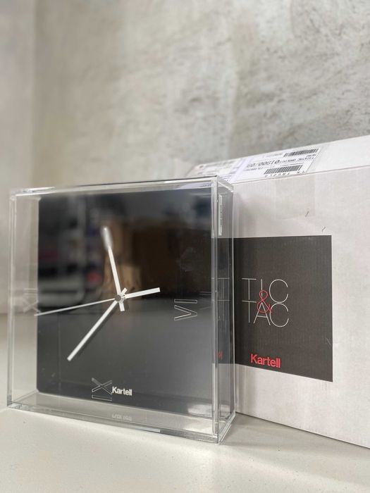 Zegar Kartell Tic&Tac PHILIPPE STARCK design space age akryl zegarek