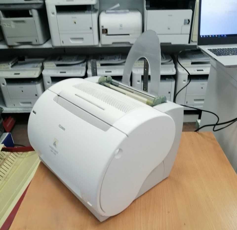 Canon Laser Shot LBP1120 Лазерный принтер.