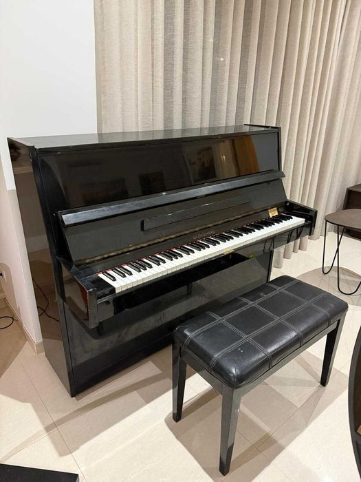 Piano vertical Sunshine