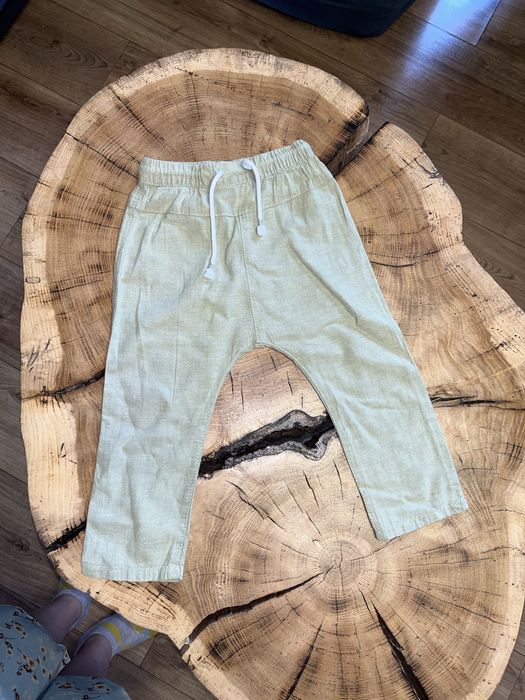 Seledynowe spodnie lniane chłopięce letnie 86 cm hm